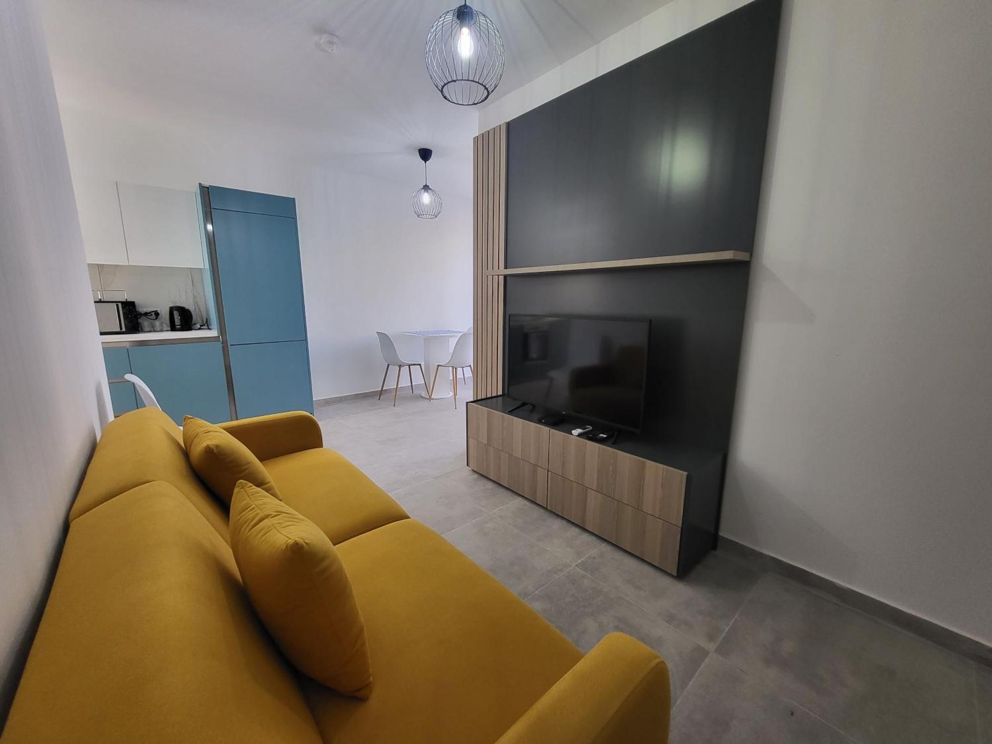 St Julian Apartment